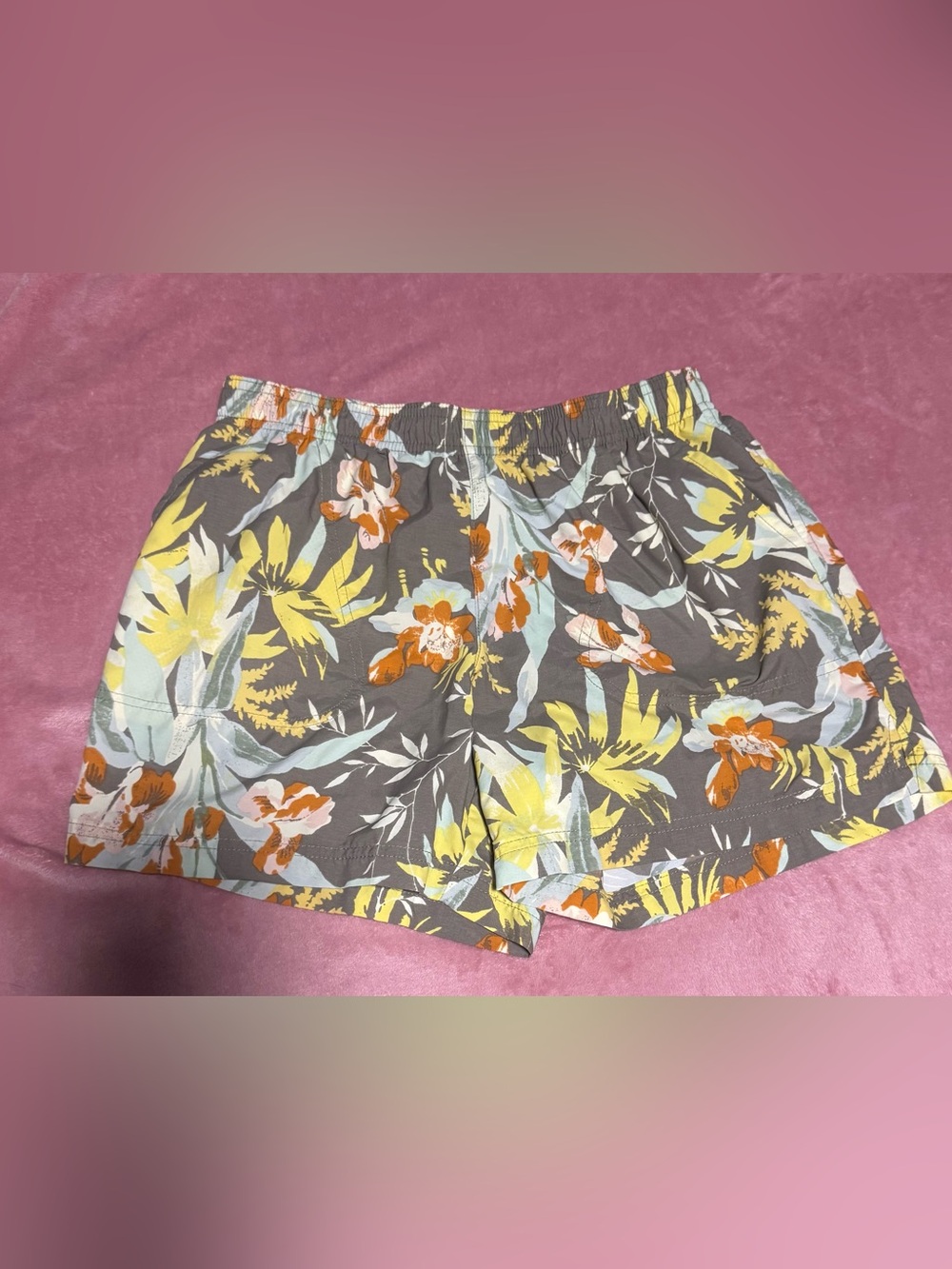 Women’s Columbia swim